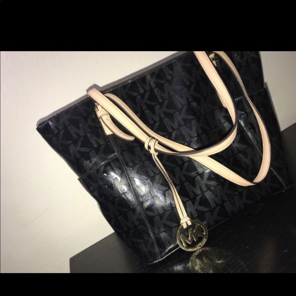Michael Kors leather bag